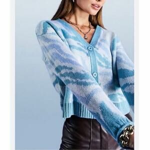 ASOS Design Blue Abstract Cardigan Cropped Button Front Size US 10